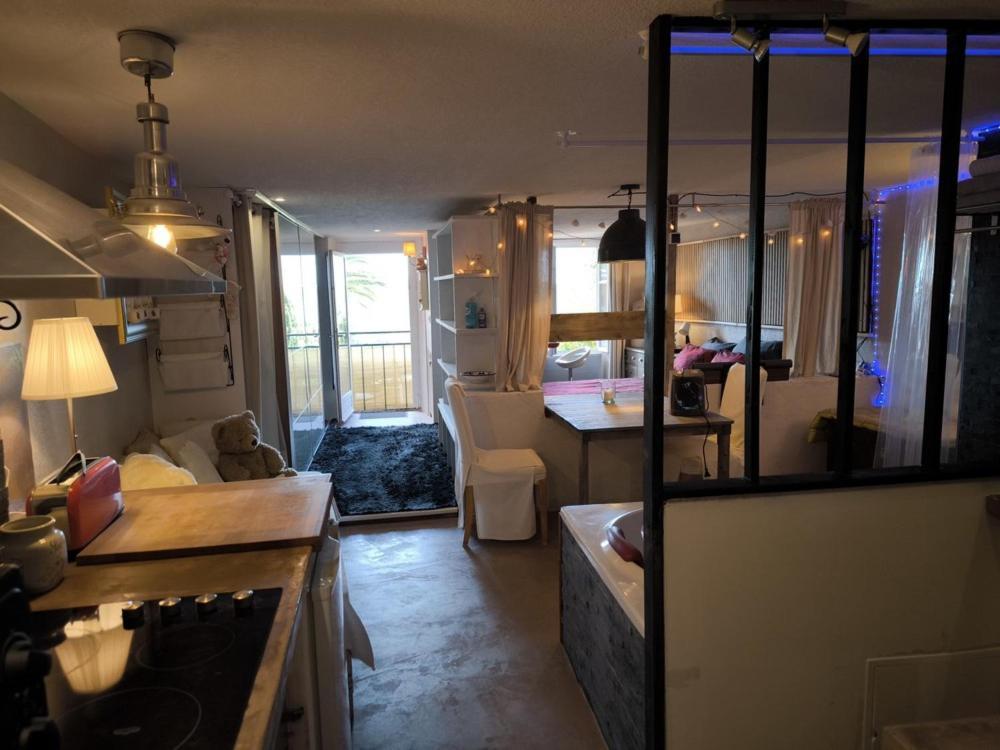 Love-Room Discret 40 M2 Bormes Les Mimosas Village Avec Terrasse Екстериор снимка