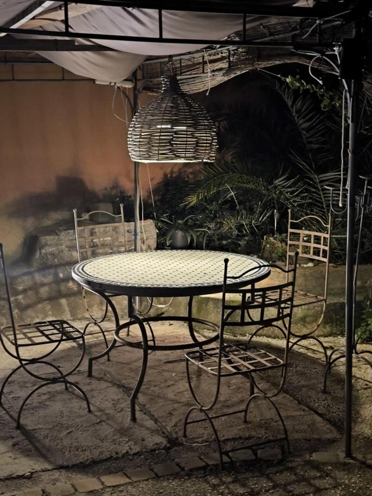 Love-Room Discret 40 M2 Bormes Les Mimosas Village Avec Terrasse Екстериор снимка